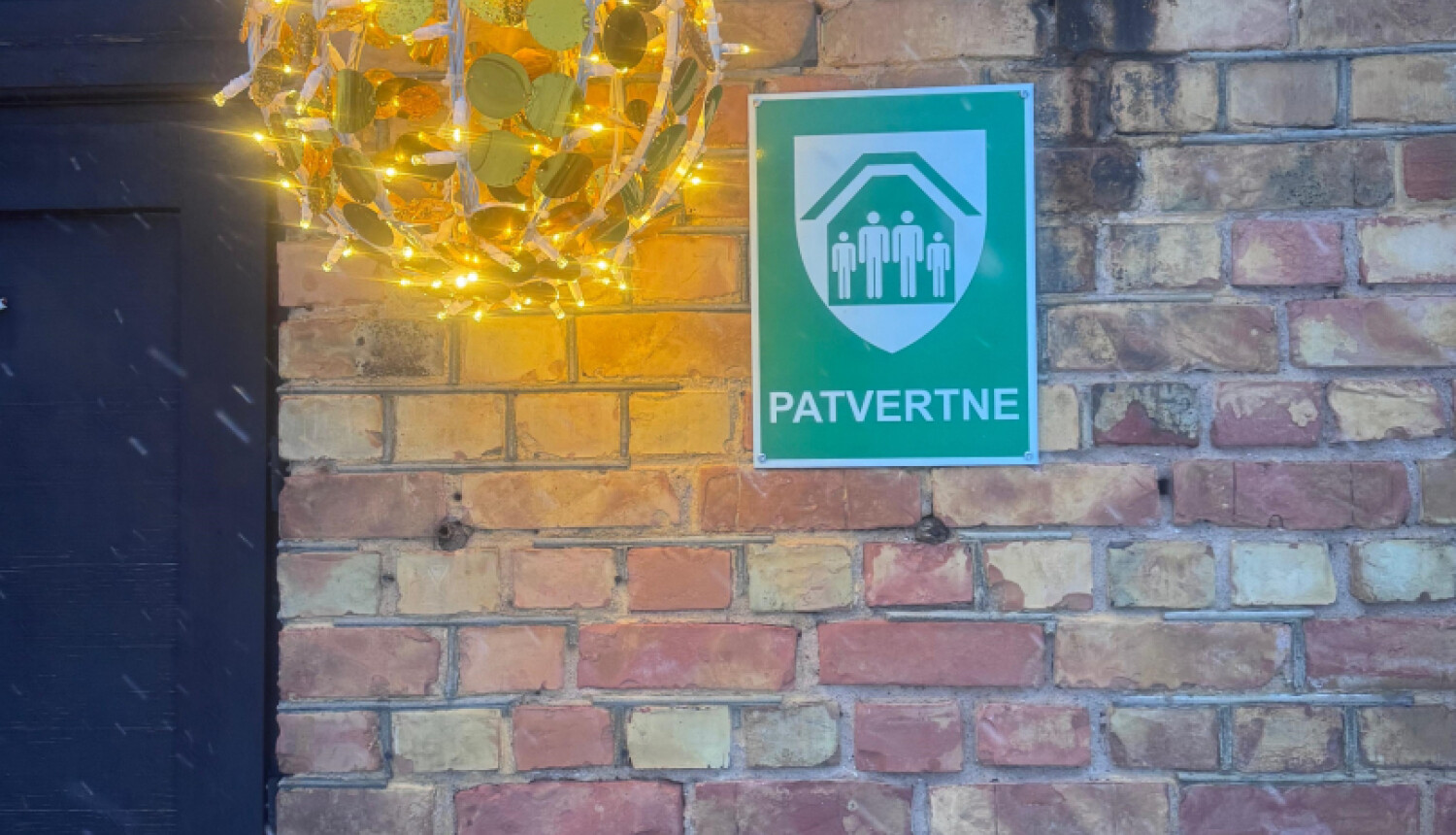 Šobrīd patvertnes zīme uzstādīta pie 67 ēkām Jēkabpils novadā
