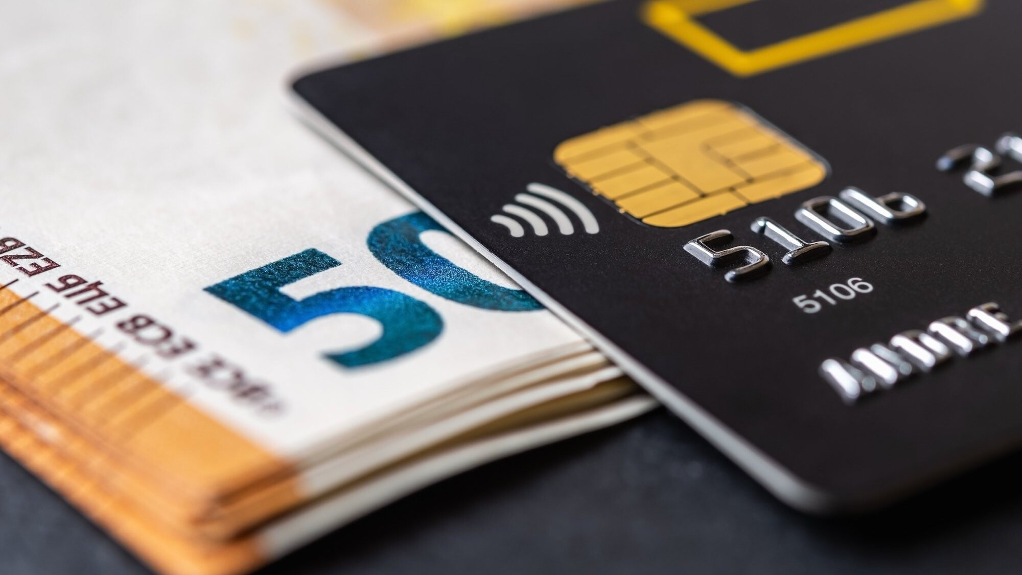 Sociālais dienests turpmāk varēs saņemt informāciju par personu bankas konta stāvokli