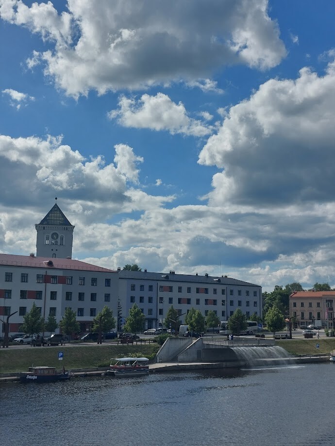 Piektdien būs mākoņains laiks, gaidāms arī lietus