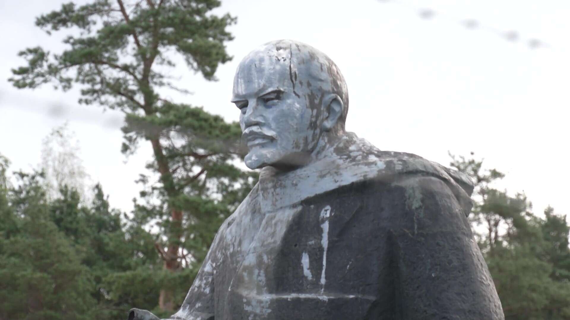Jēkabpilī uzņēmuma teritorijā liels Ļeņina piemineklis